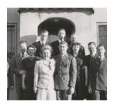 Wedding Party In Front of Shepard Home Medford Oregon